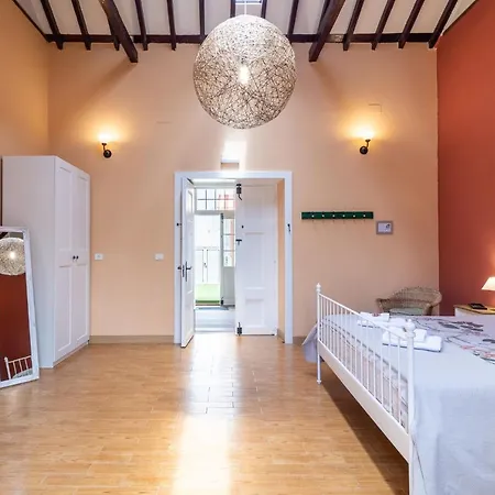 Casona Gildana: Historia, Patrimonio/e-working Feriehus *
