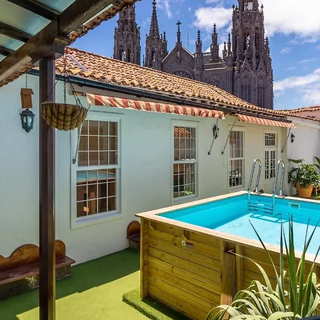 Holiday home Casona Gildana: Historia, Patrimonio/e-working